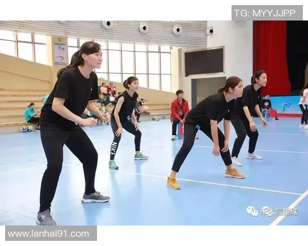 杭州排球队盯防策略分析及其在比赛中的得失表现探讨 杭州排球队盯防策略分析及其在比赛中的得失表现探讨